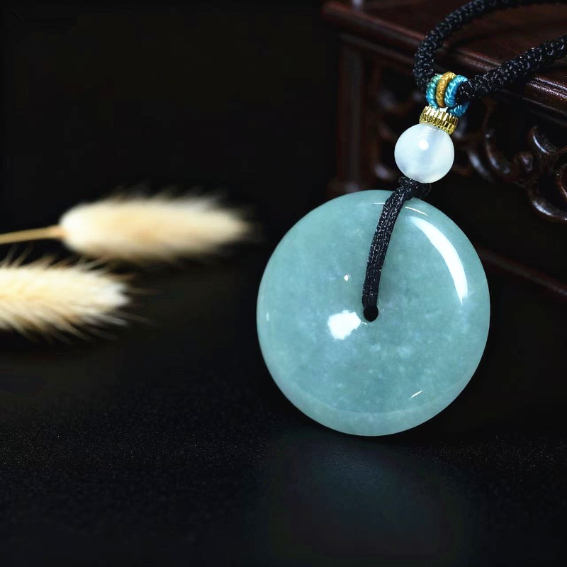 Nieuwe echte natuurlijke jade  - Necklaces recensie en prijs