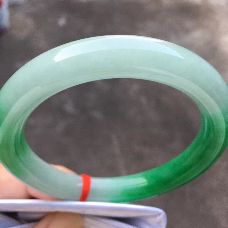 Natuurlijke Myanmar-jade armba - Bracelets recensie en prijs